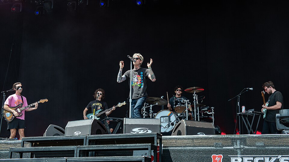 The Neighbourhood